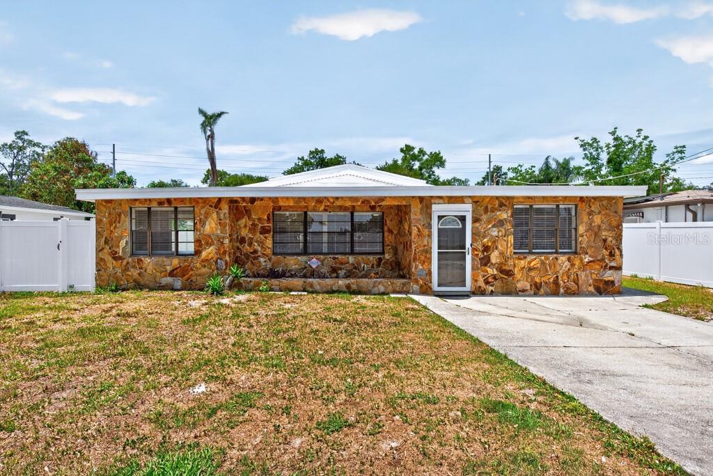 2540 W KNOLLWOOD ST, TAMPA, FL, 33614