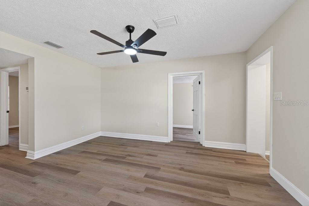2540 W KNOLLWOOD ST, TAMPA, FL, 33614