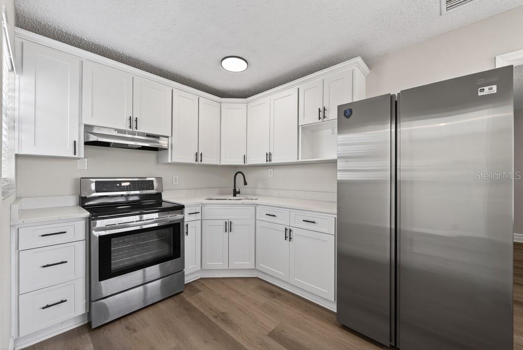 2540 W KNOLLWOOD ST, TAMPA, FL, 33614