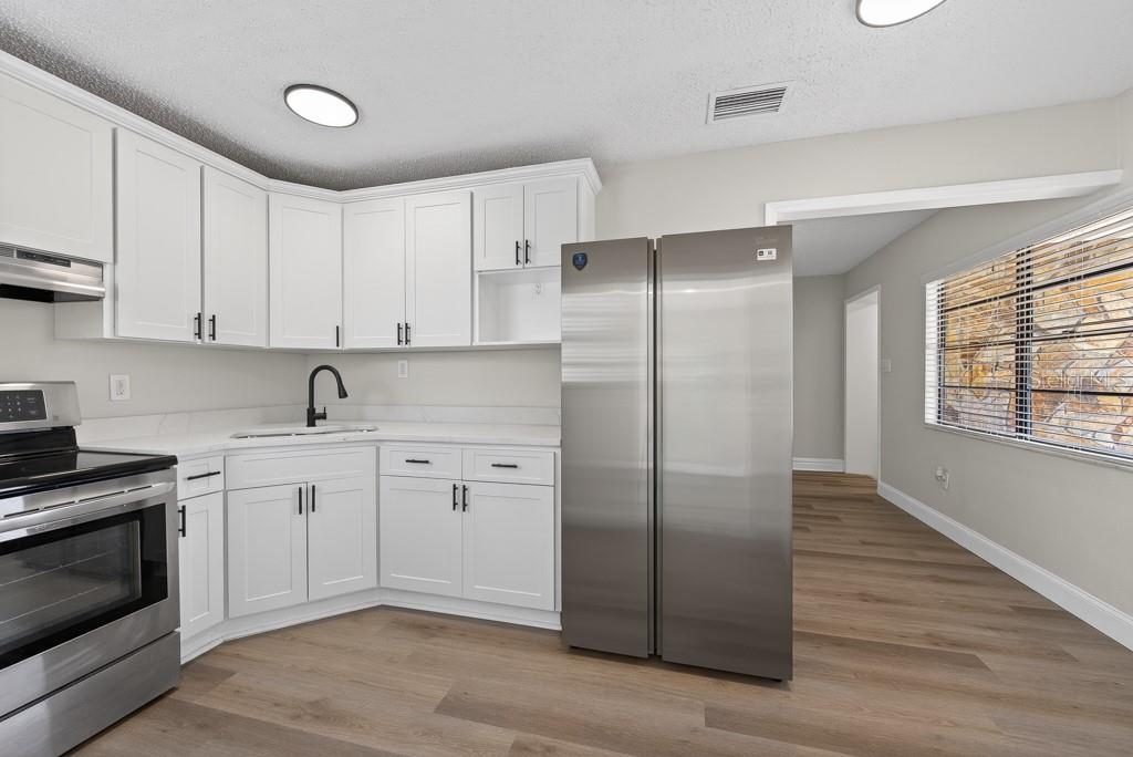 2540 W KNOLLWOOD ST, TAMPA, FL, 33614
