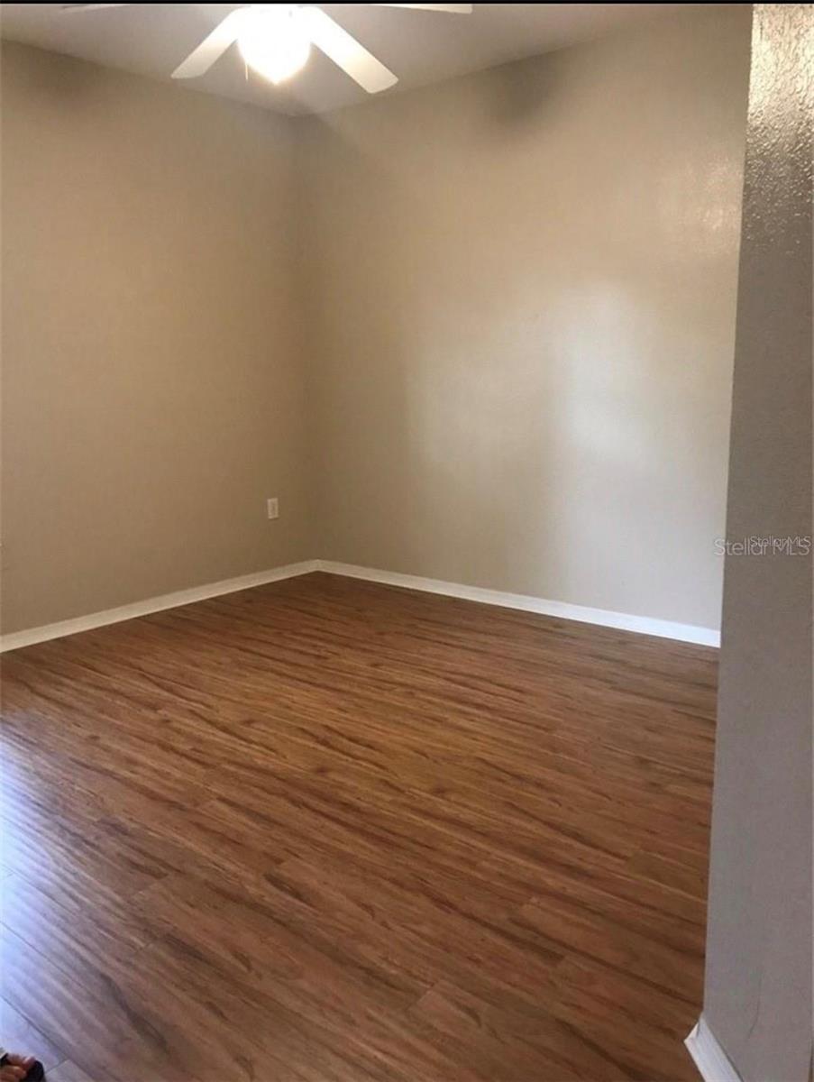 10025 COURTNEY PALMS BLVD #102, TAMPA, FL, 33619