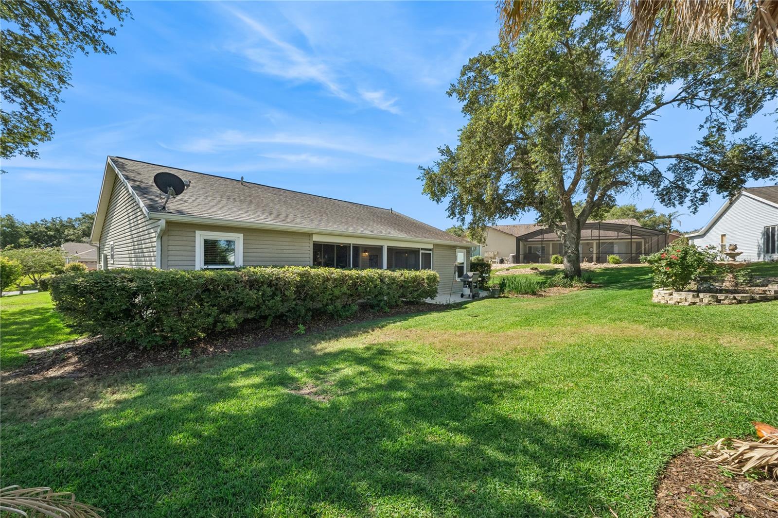 4730 SAWGRASS LAKE CIR, LEESBURG, FL, 34748
