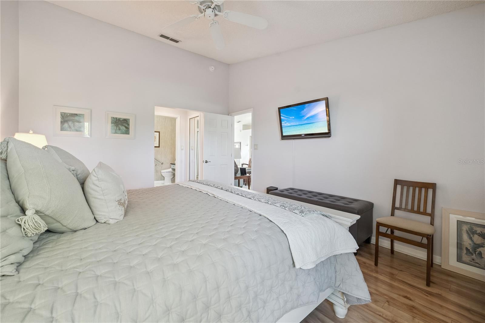 4730 SAWGRASS LAKE CIR, LEESBURG, FL, 34748