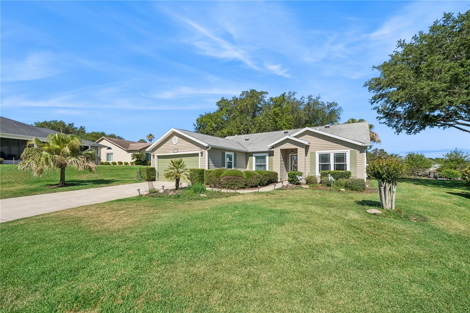 4730 SAWGRASS LAKE CIR, LEESBURG, FL, 34748