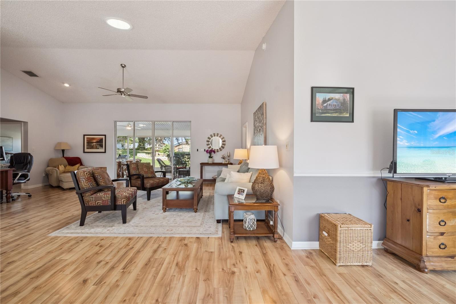 4730 SAWGRASS LAKE CIR, LEESBURG, FL, 34748