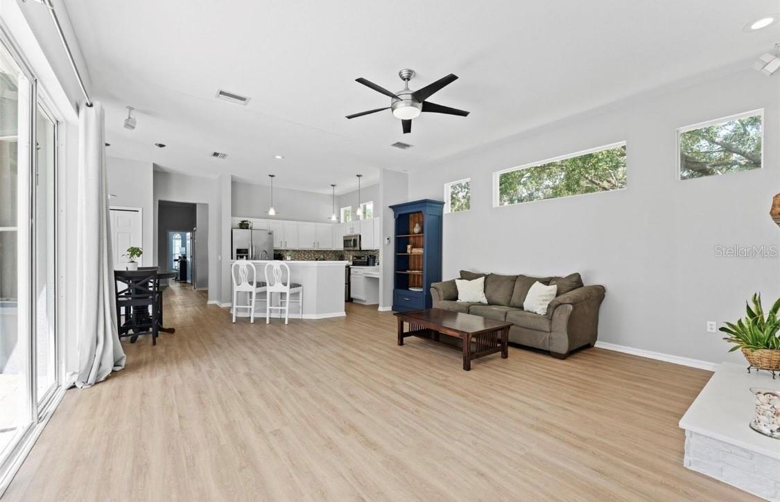 12910 VICKSBURG DR, TAMPA, FL, 33625