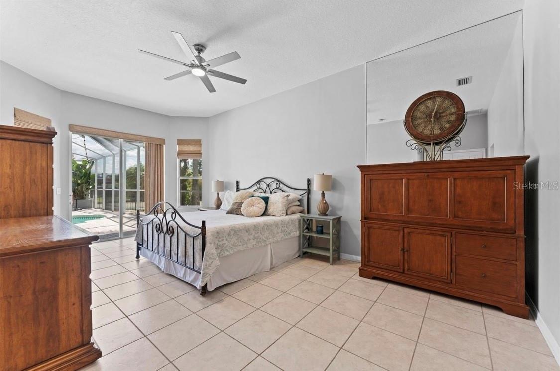 12910 VICKSBURG DR, TAMPA, FL, 33625