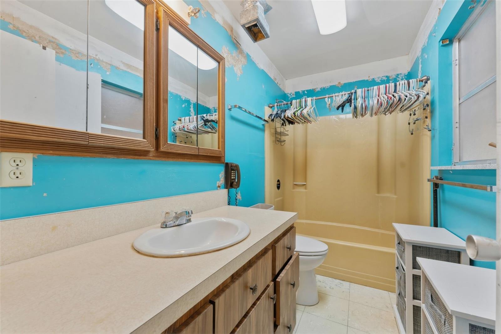 8068 30TH AVE N, ST PETERSBURG, FL, 33710