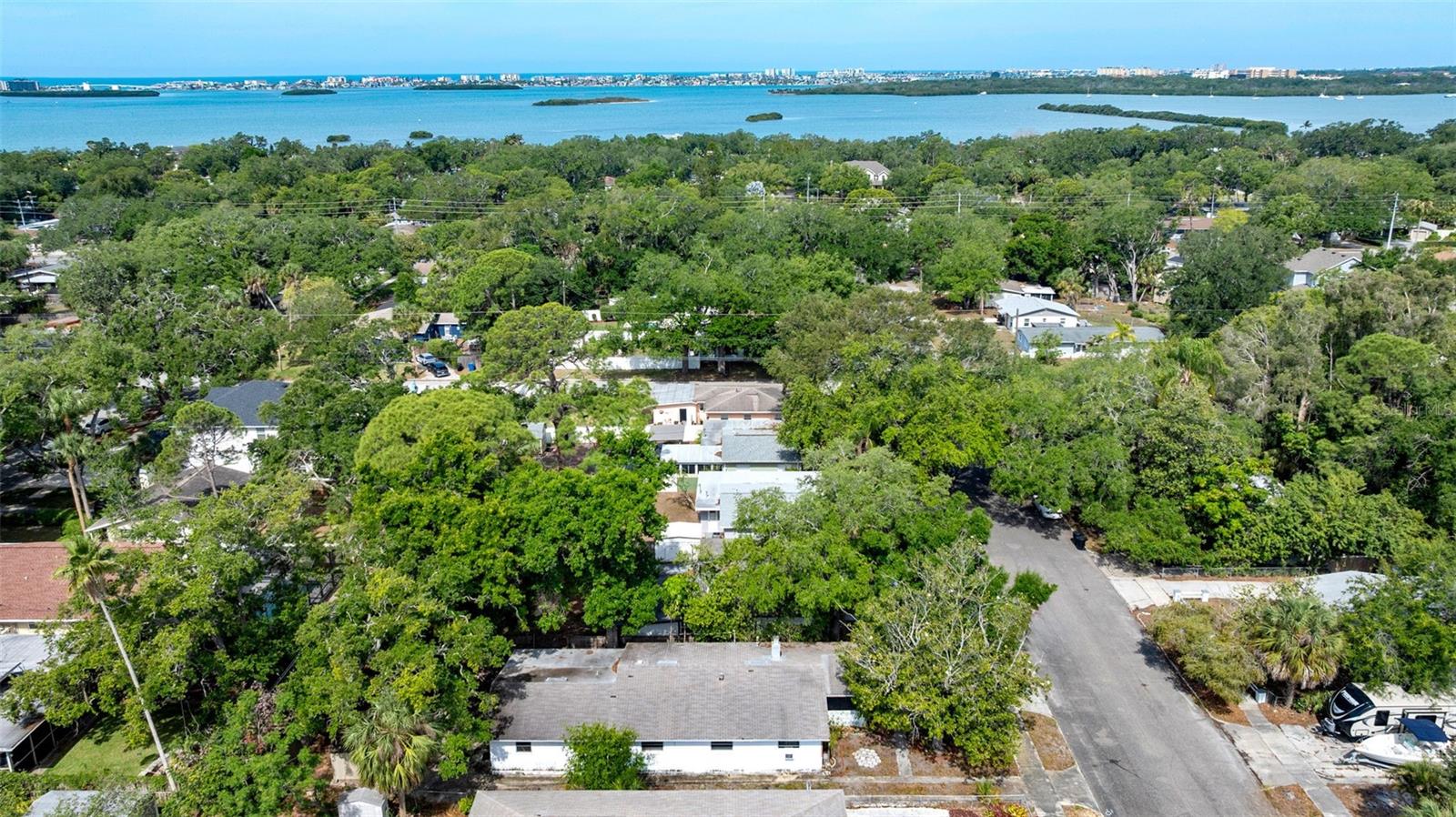 8068 30TH AVE N, ST PETERSBURG, FL, 33710