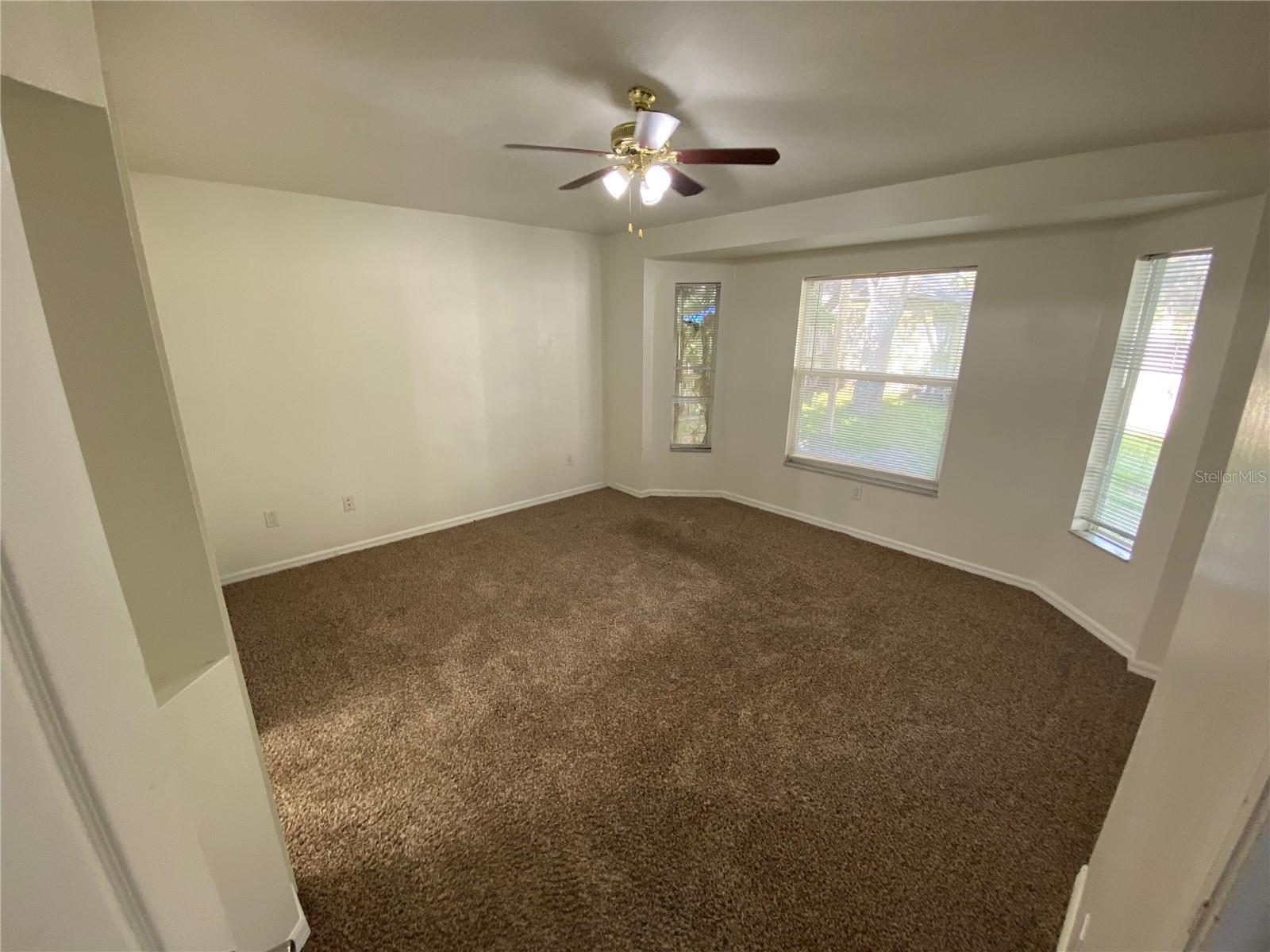 8530 QUARTER HORSE DR, RIVERVIEW, FL, 33578