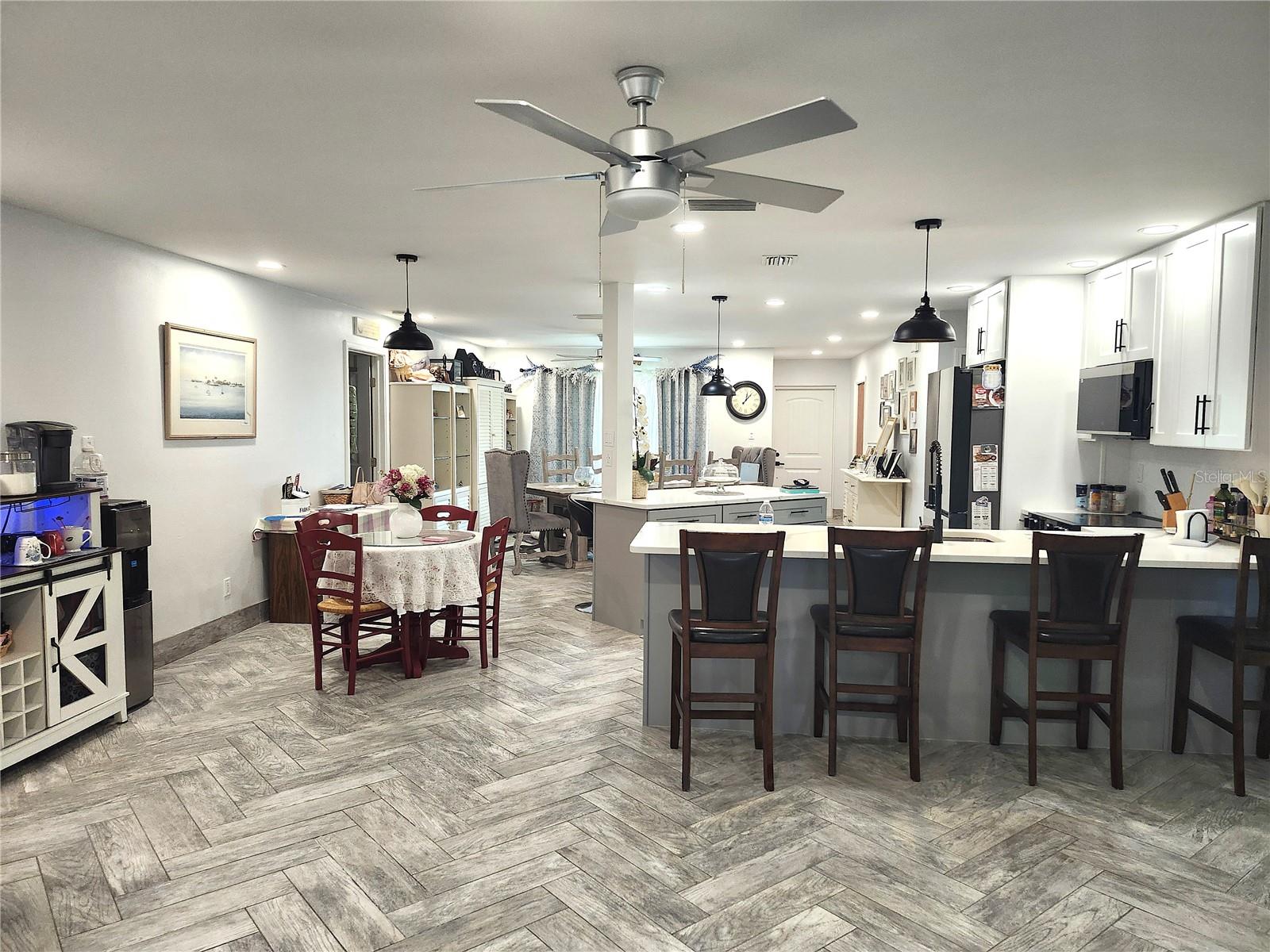 112 ANTILLA RD, NORTH PORT, FL, 34287