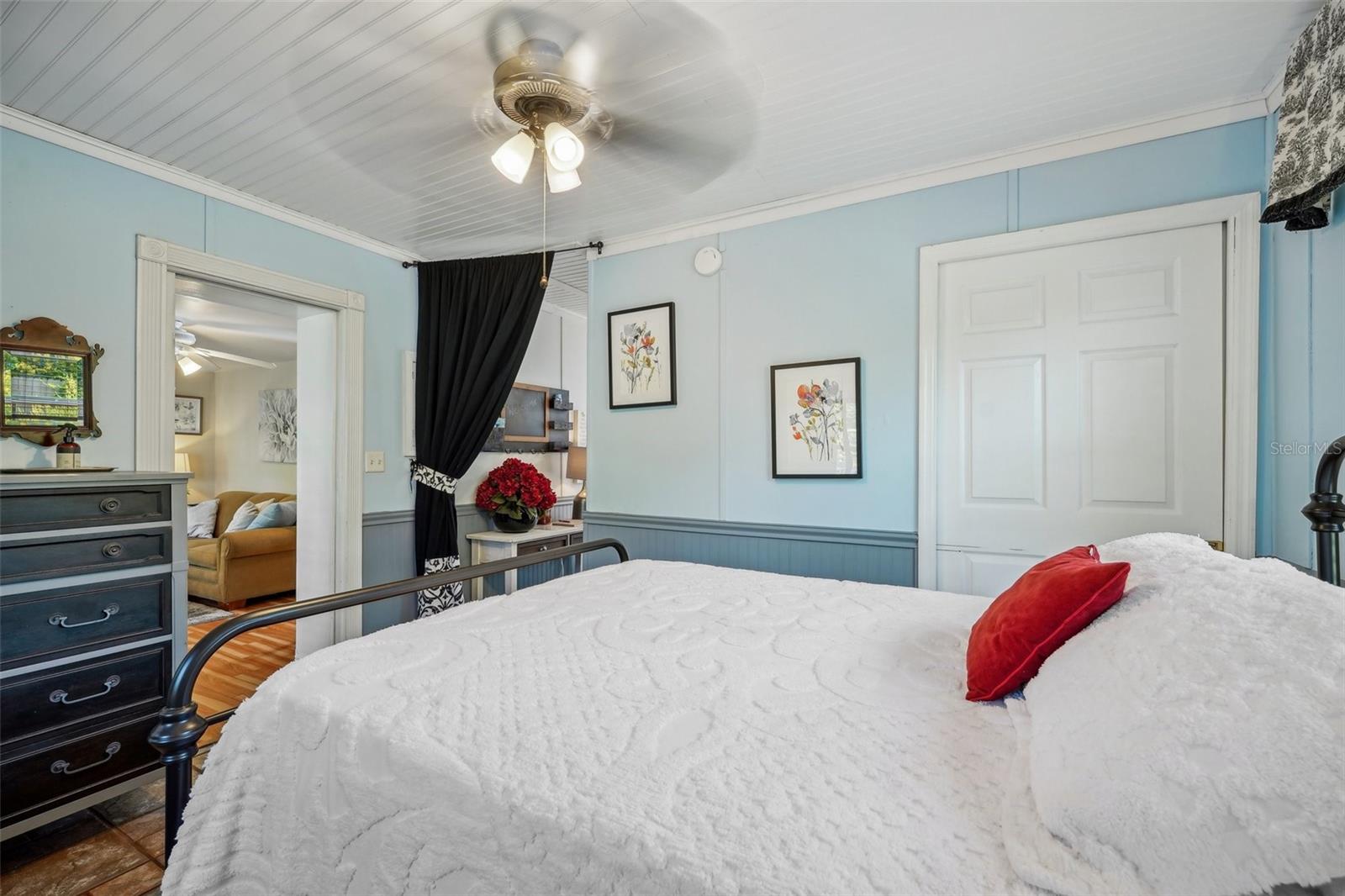1020 VENETIAN AVE, ORLANDO, FL, 32804