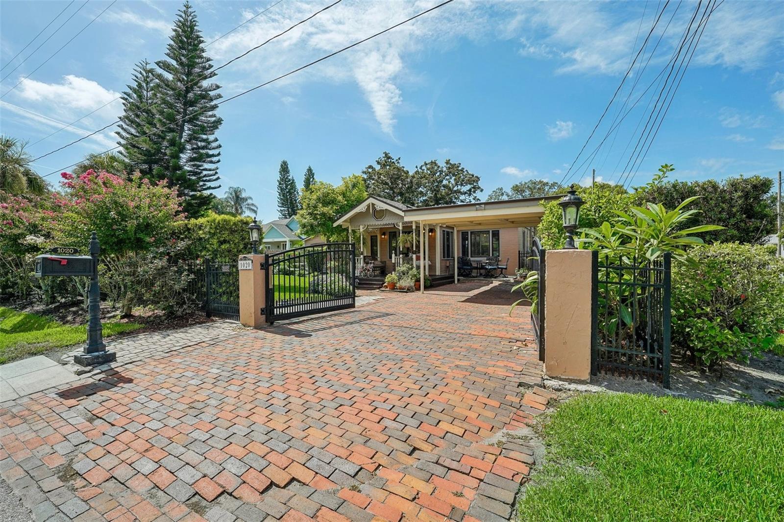 1020 VENETIAN AVE, ORLANDO, FL, 32804