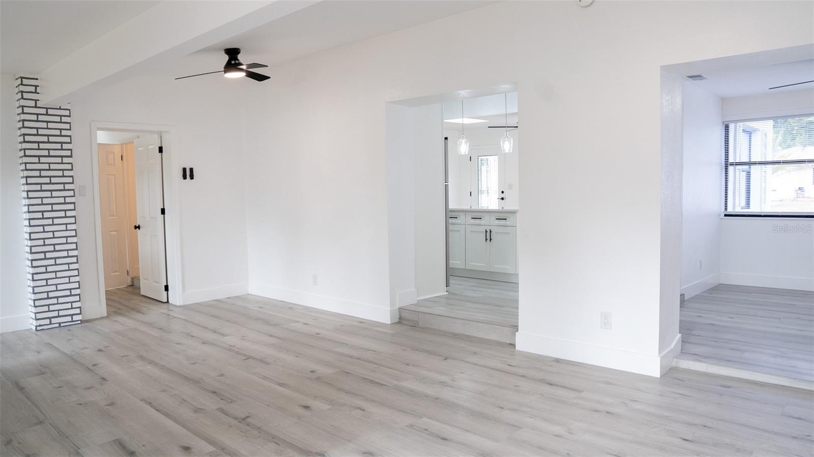15 N SATURN AVE, CLEARWATER, FL, 33755