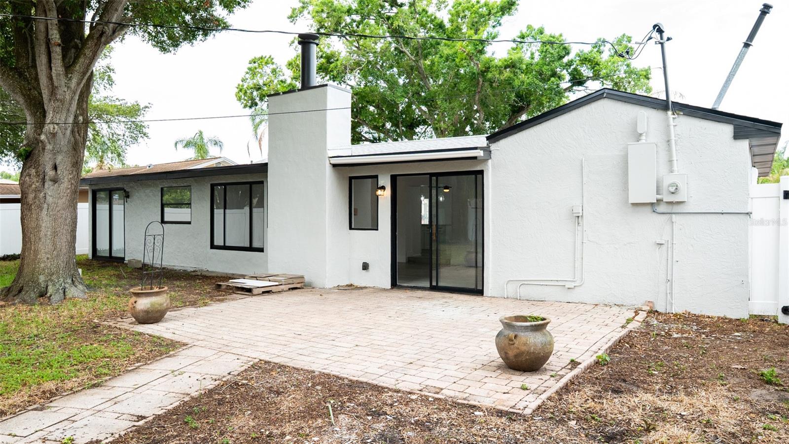 15 N SATURN AVE, CLEARWATER, FL, 33755