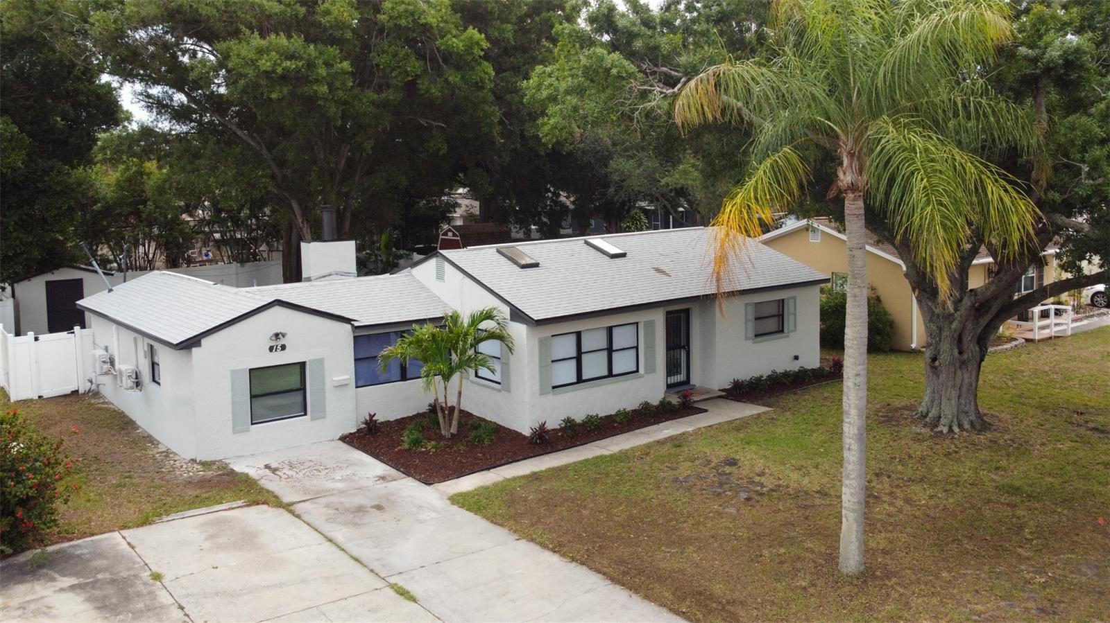 15 N SATURN AVE, CLEARWATER, FL, 33755
