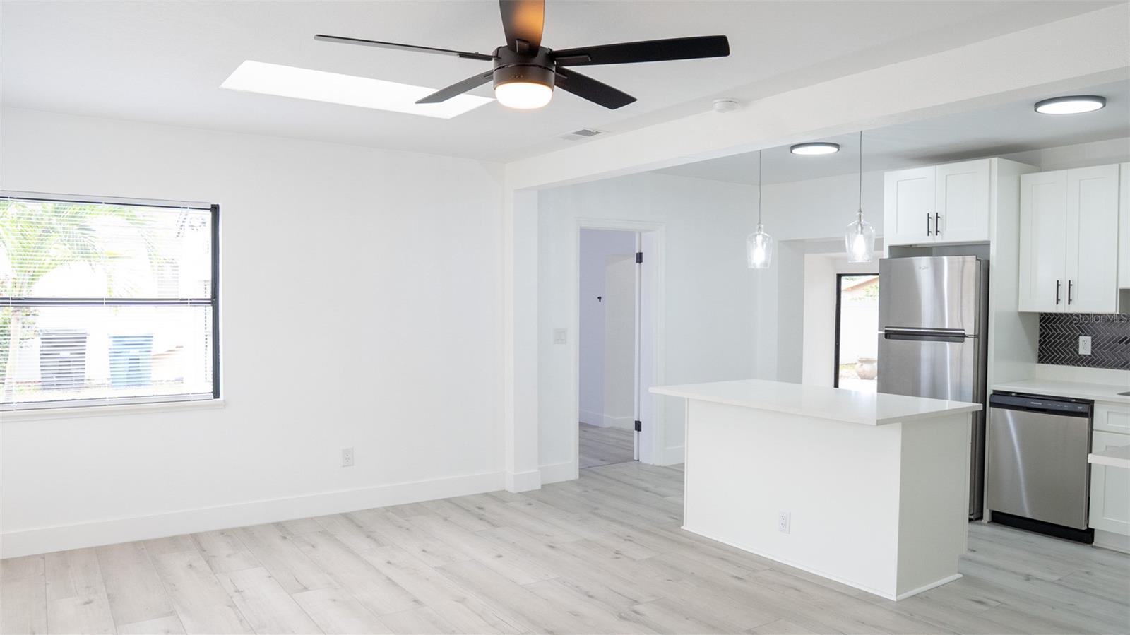 15 N SATURN AVE, CLEARWATER, FL, 33755