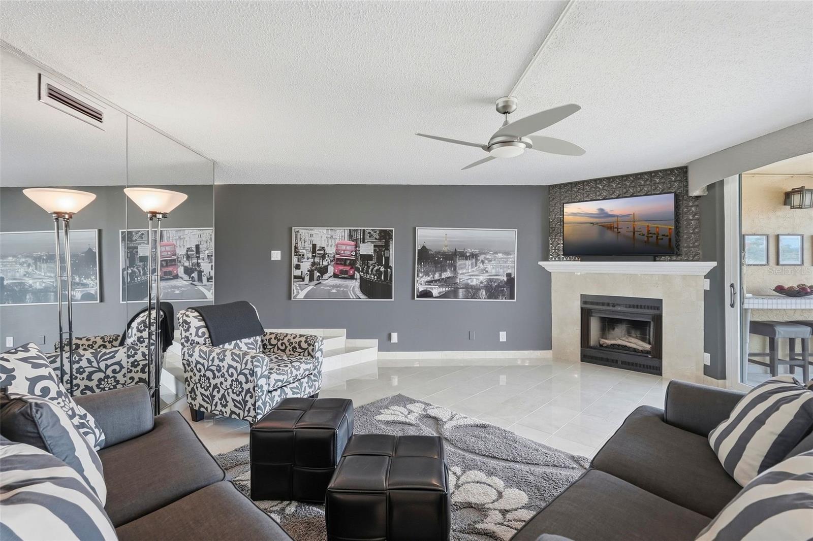 1060 PINELLAS BAYWAY S #204, TIERRA VERDE, FL, 33715