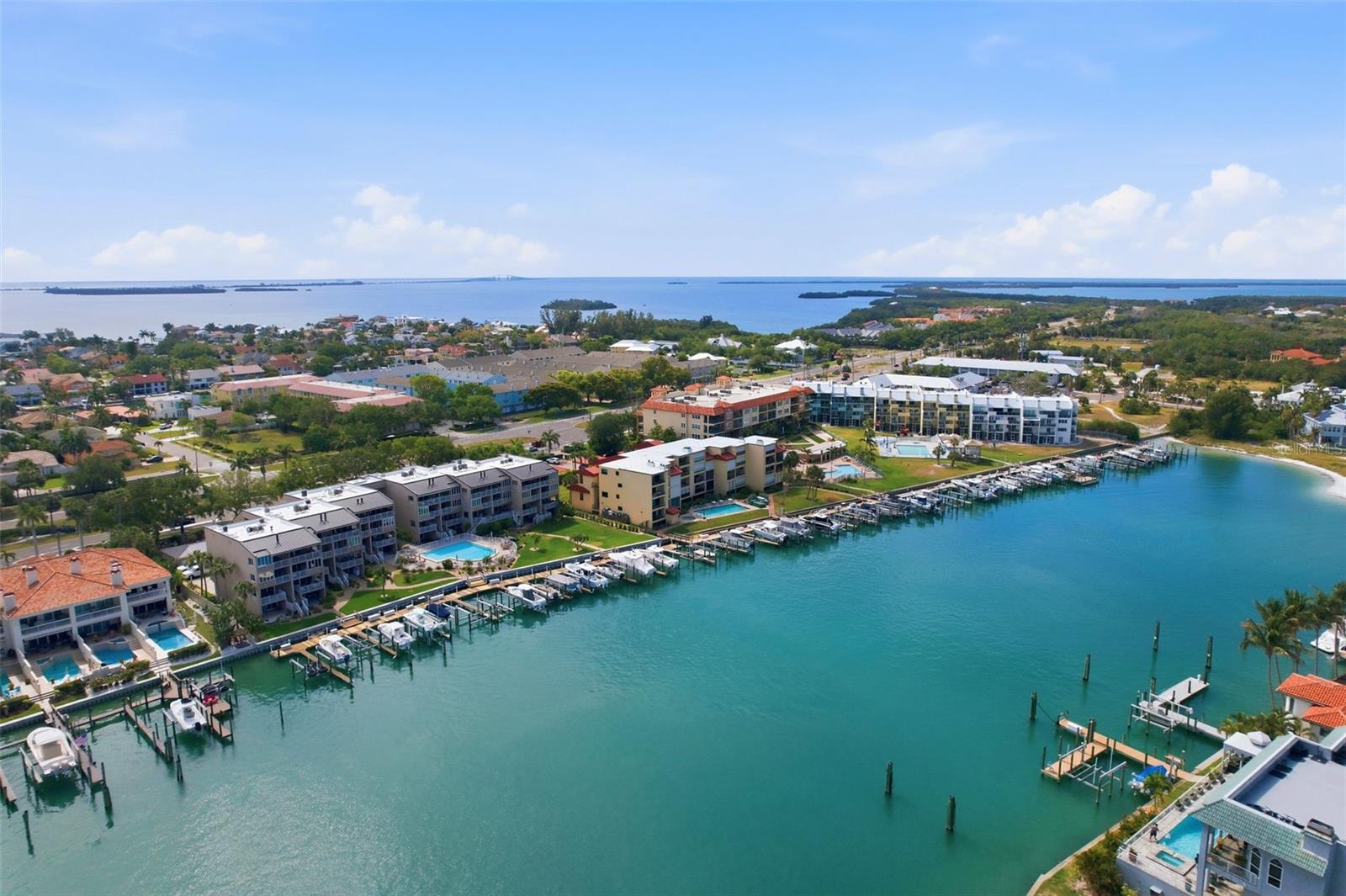 1060 PINELLAS BAYWAY S #204, TIERRA VERDE, FL, 33715