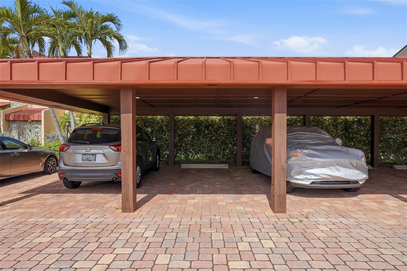 1060 PINELLAS BAYWAY S #204, TIERRA VERDE, FL, 33715