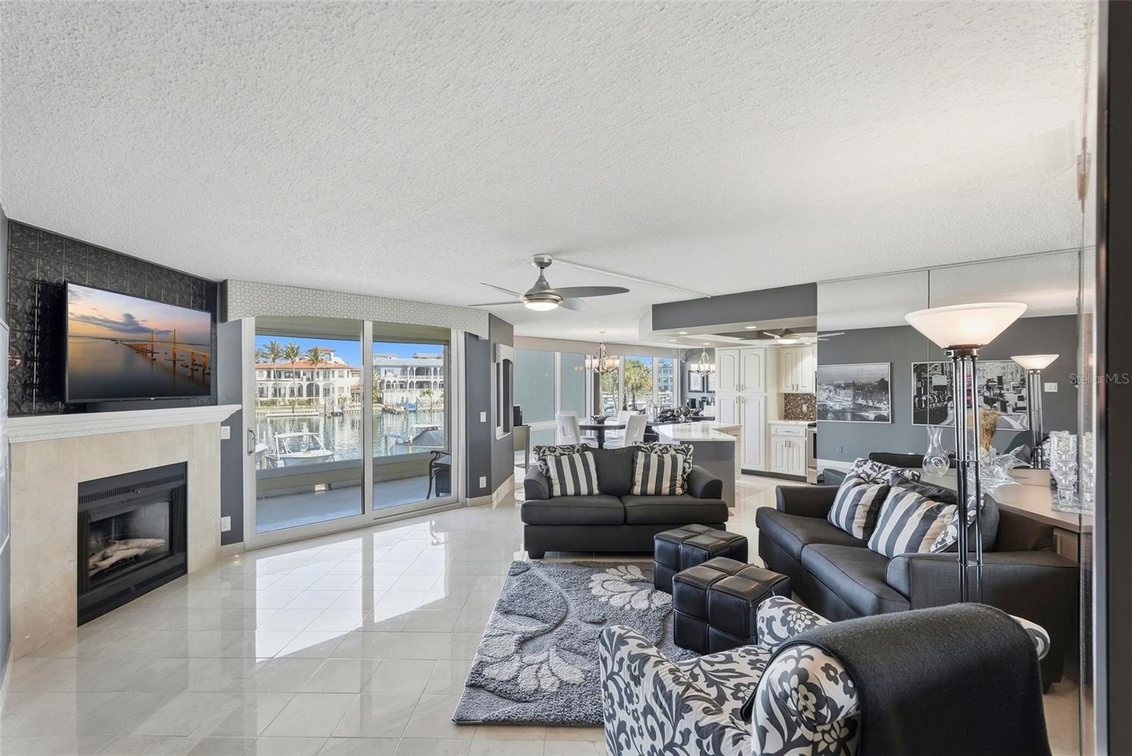 1060 PINELLAS BAYWAY S #204, TIERRA VERDE, FL, 33715