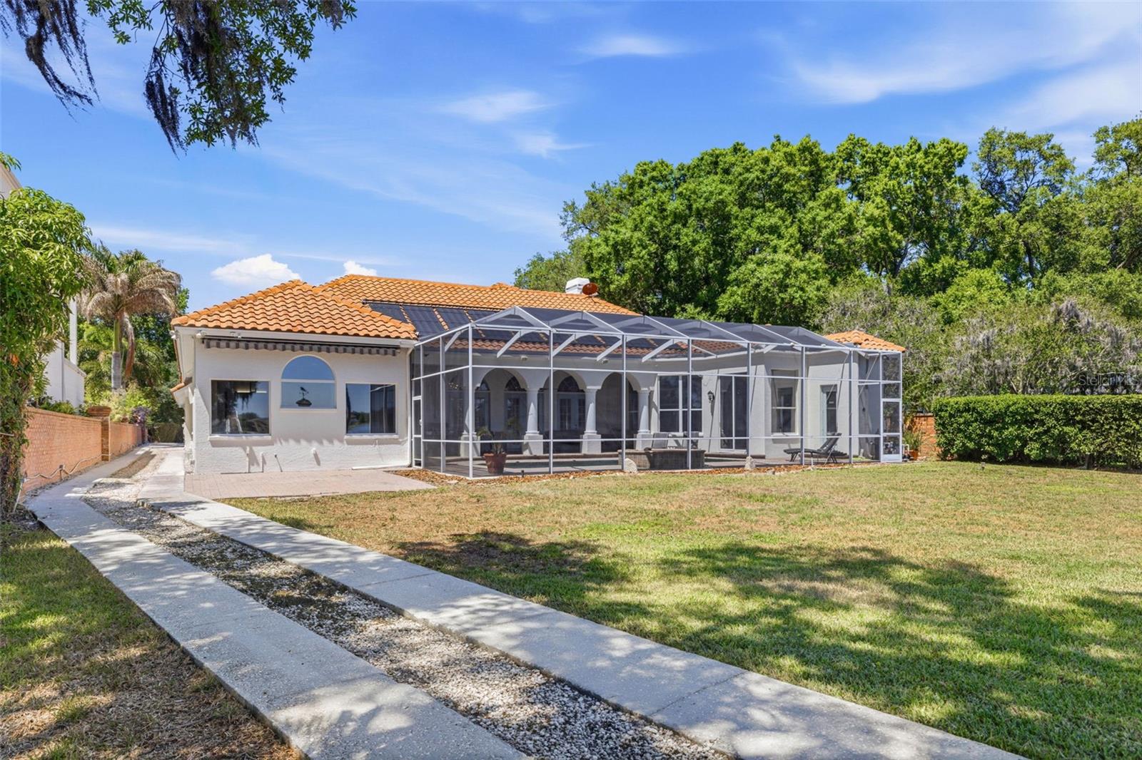 1810 W BEARSS AVE, TAMPA, FL, 33613