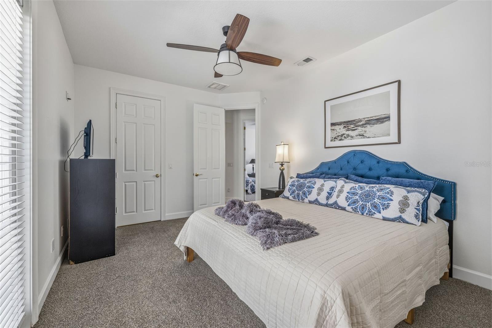1810 W BEARSS AVE, TAMPA, FL, 33613