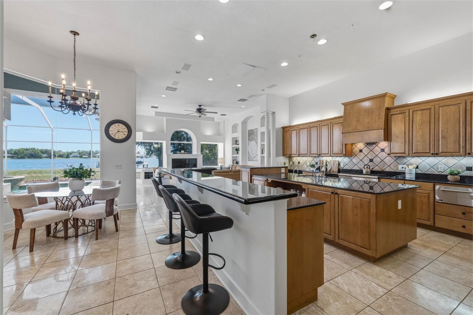 1810 W BEARSS AVE, TAMPA, FL, 33613