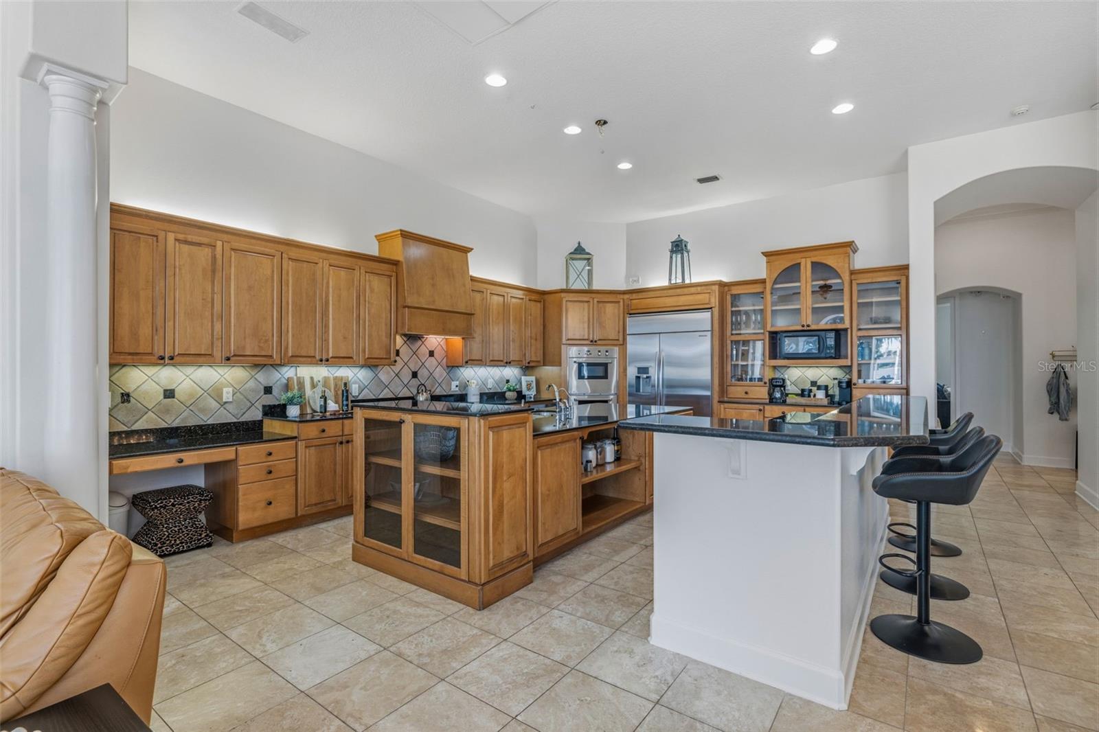 1810 W BEARSS AVE, TAMPA, FL, 33613