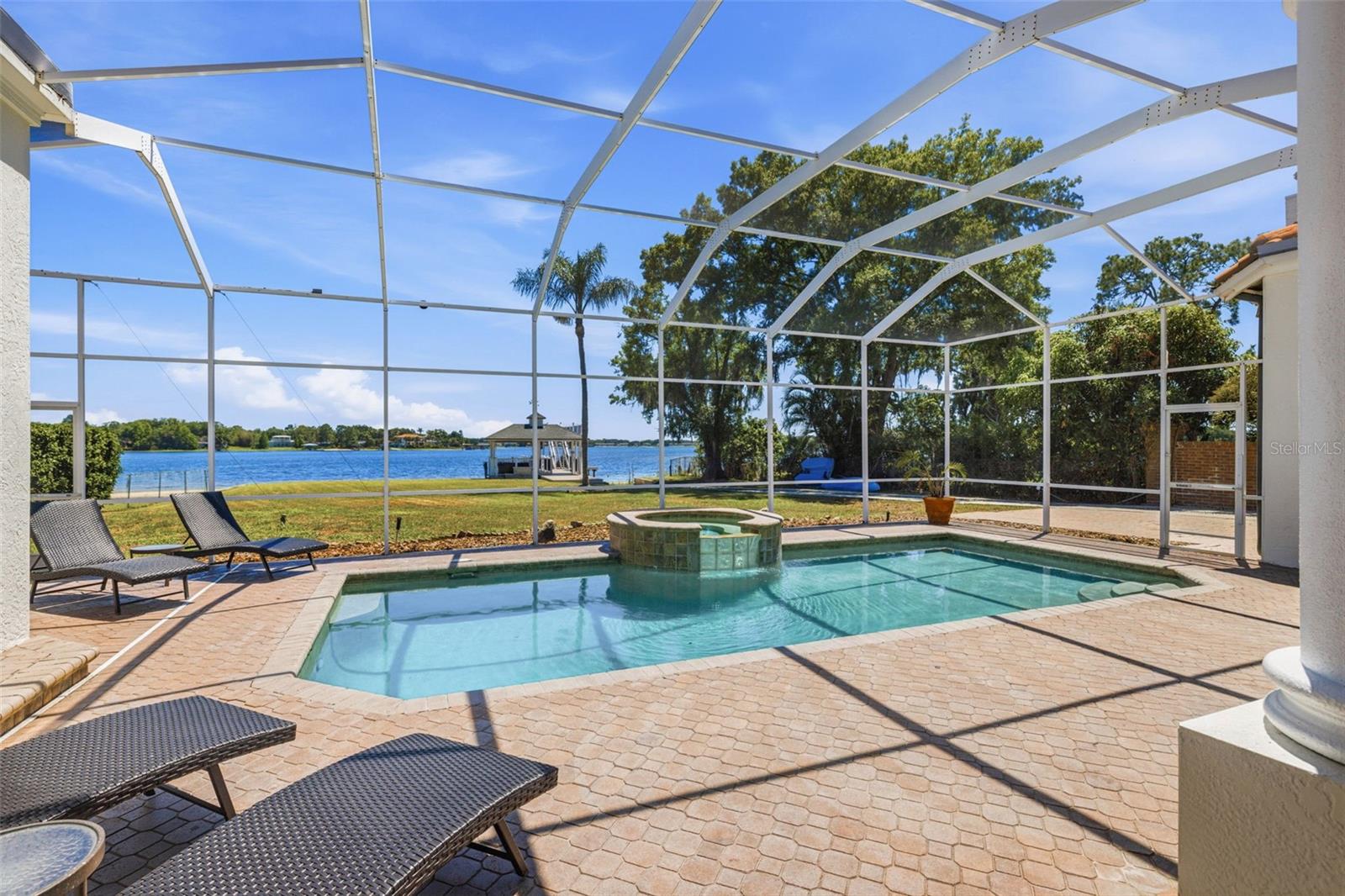 1810 W BEARSS AVE, TAMPA, FL, 33613