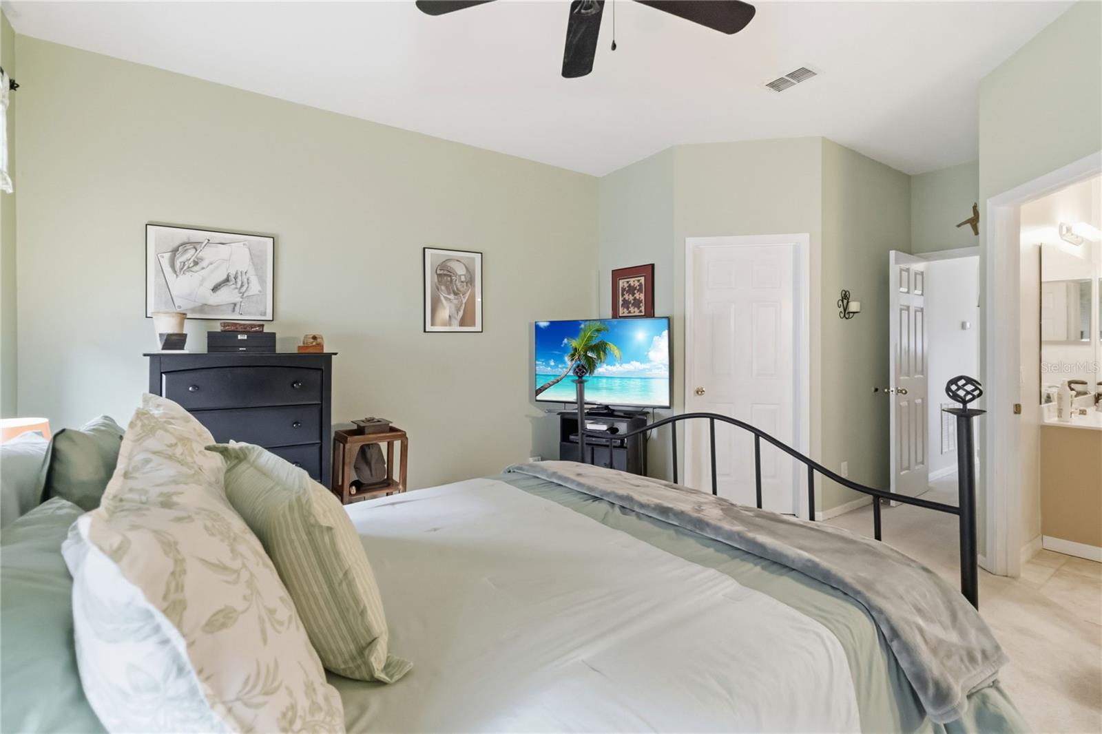 3203 HOLLAND DR, ORLANDO, FL, 32825