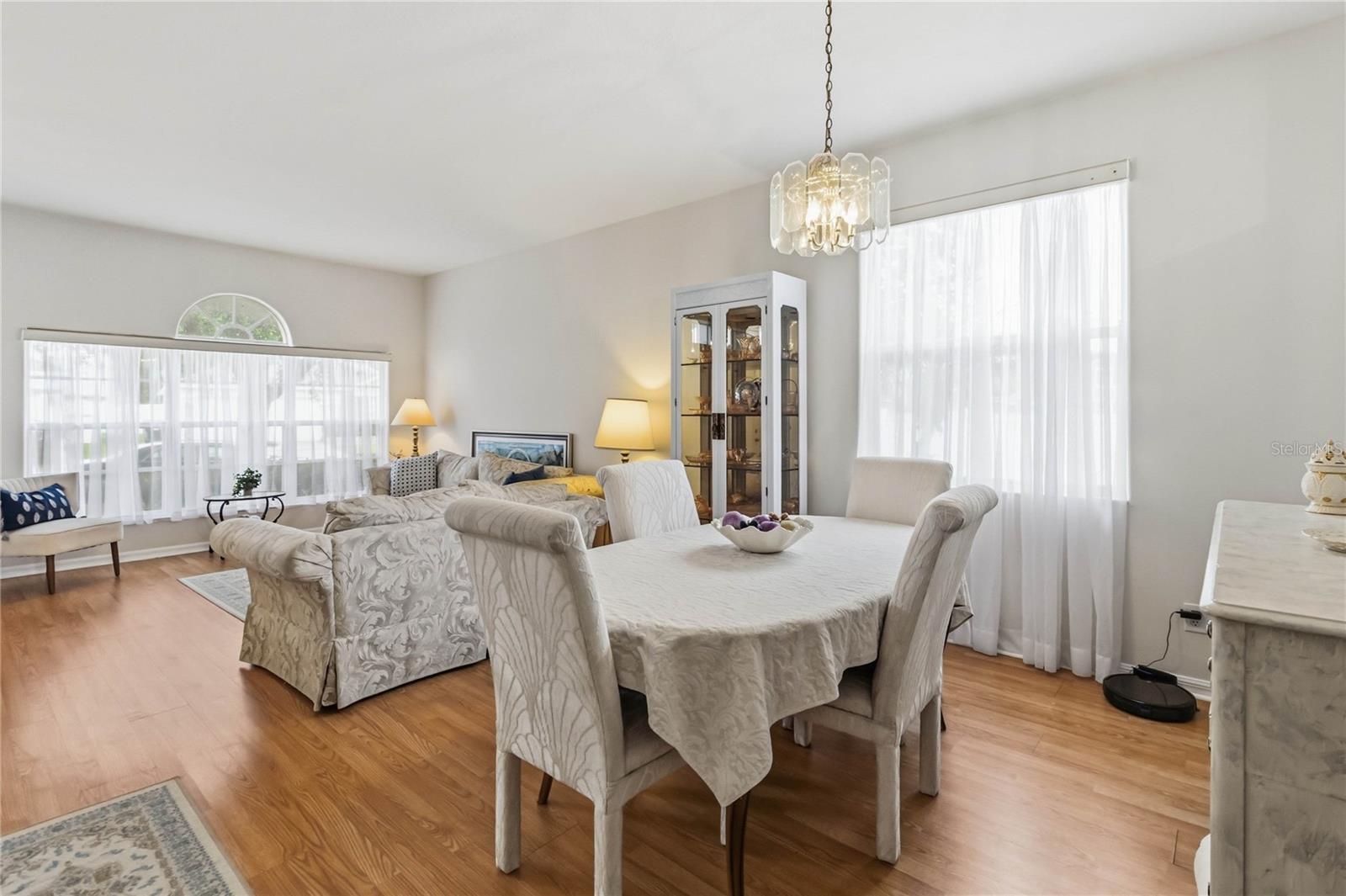 3203 HOLLAND DR, ORLANDO, FL, 32825