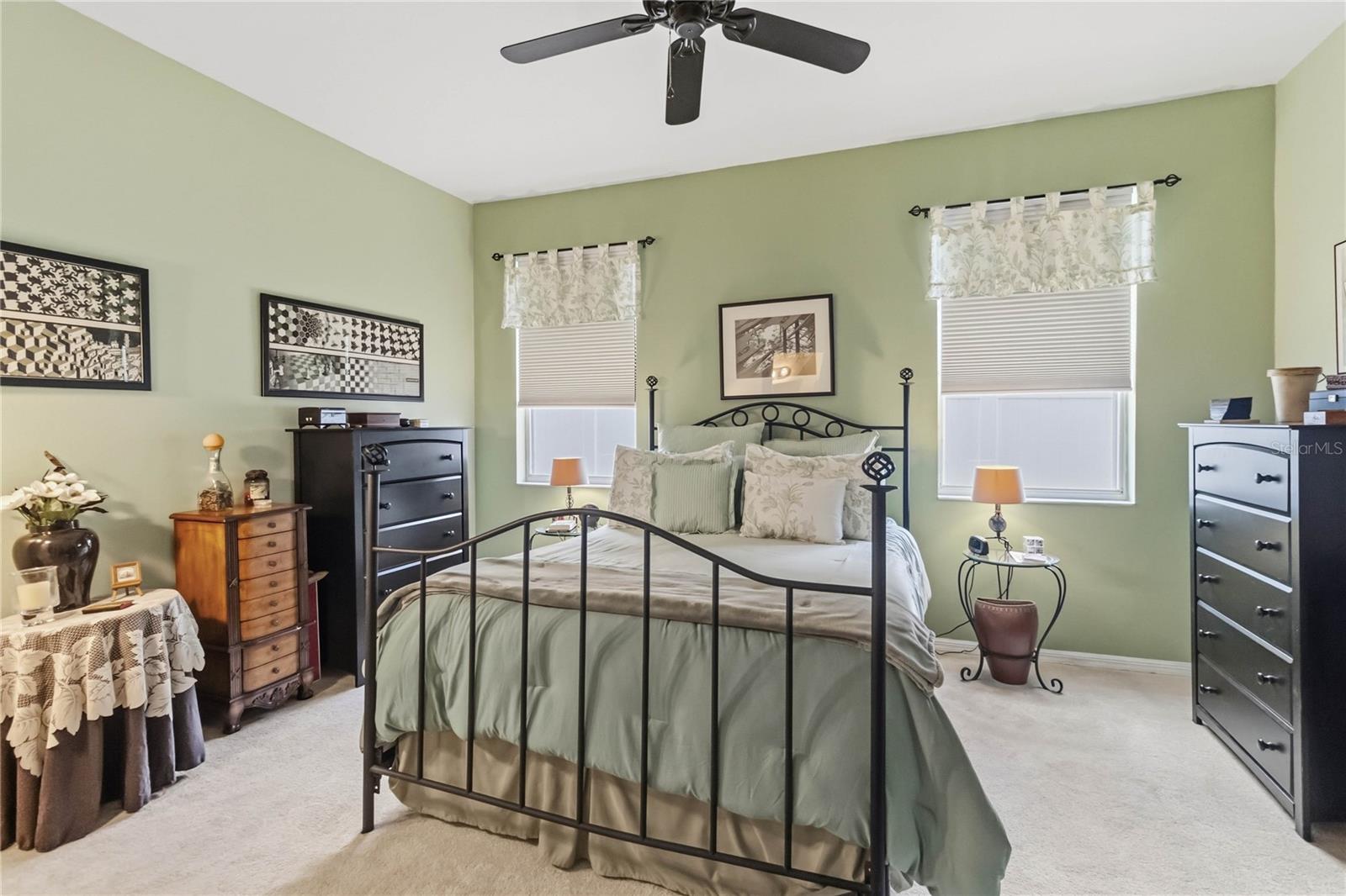 3203 HOLLAND DR, ORLANDO, FL, 32825