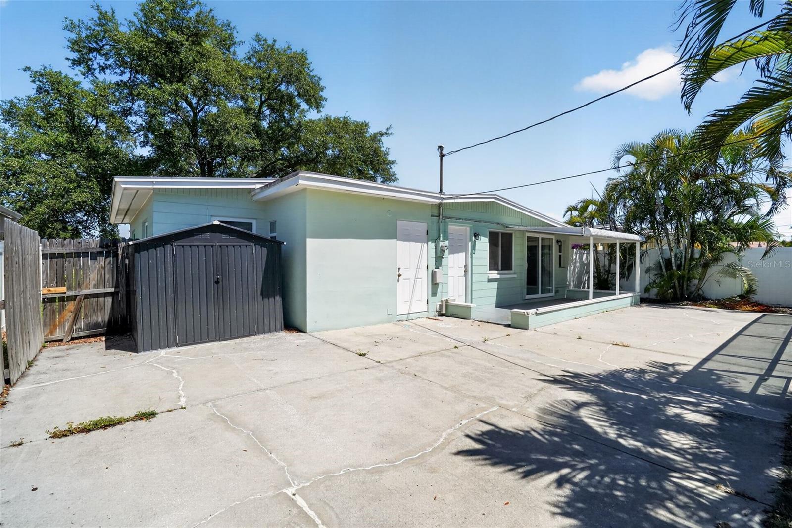 3300 KINGSTON ST N, ST PETERSBURG, FL, 33713