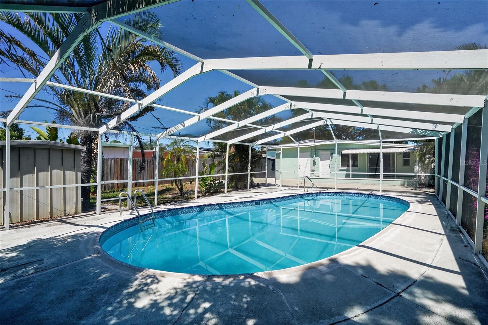 3300 KINGSTON ST N, ST PETERSBURG, FL, 33713