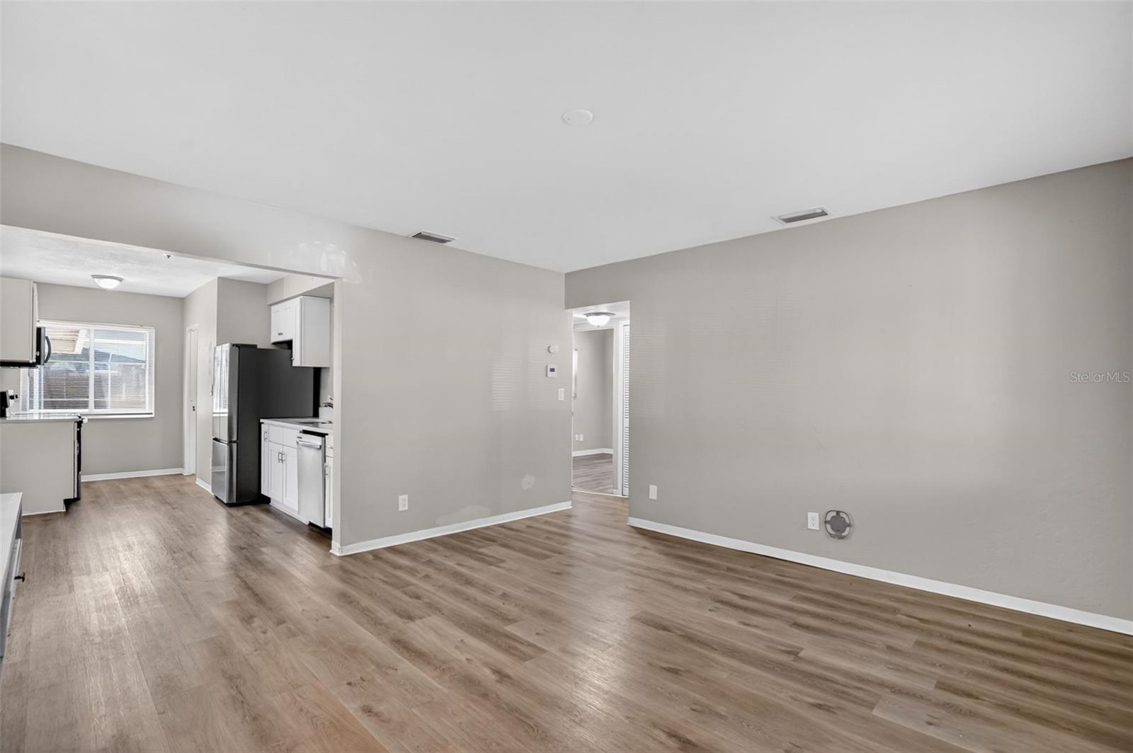 3300 KINGSTON ST N, ST PETERSBURG, FL, 33713