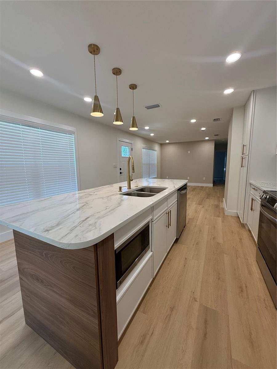 1908 51ST AVE W, BRADENTON, FL, 34207