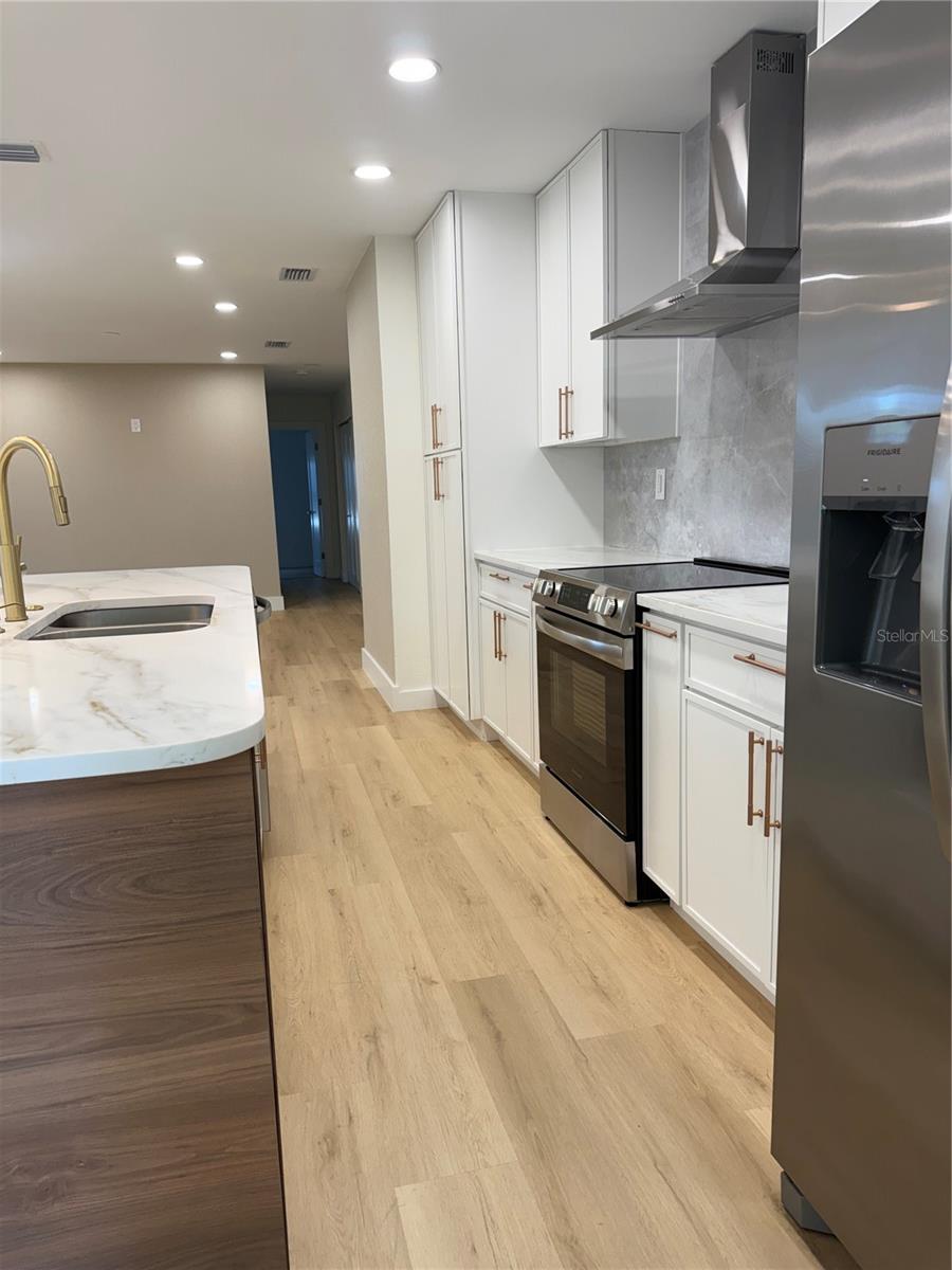 1908 51ST AVE W, BRADENTON, FL, 34207
