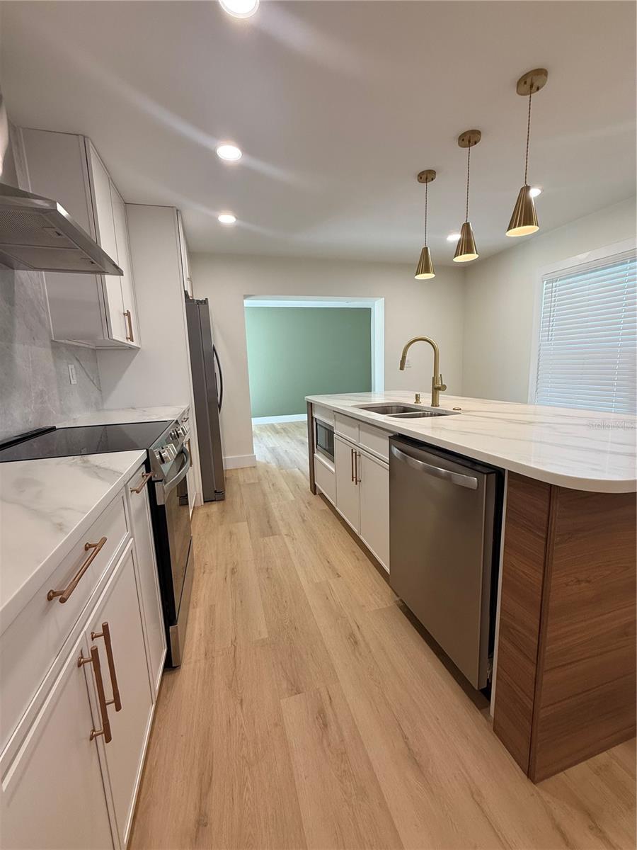 1908 51ST AVE W, BRADENTON, FL, 34207