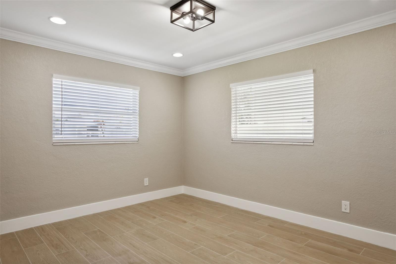 3819 W GRAY ST, TAMPA, FL, 33609
