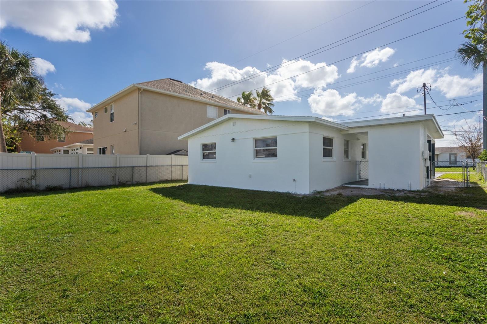3819 W GRAY ST, TAMPA, FL, 33609