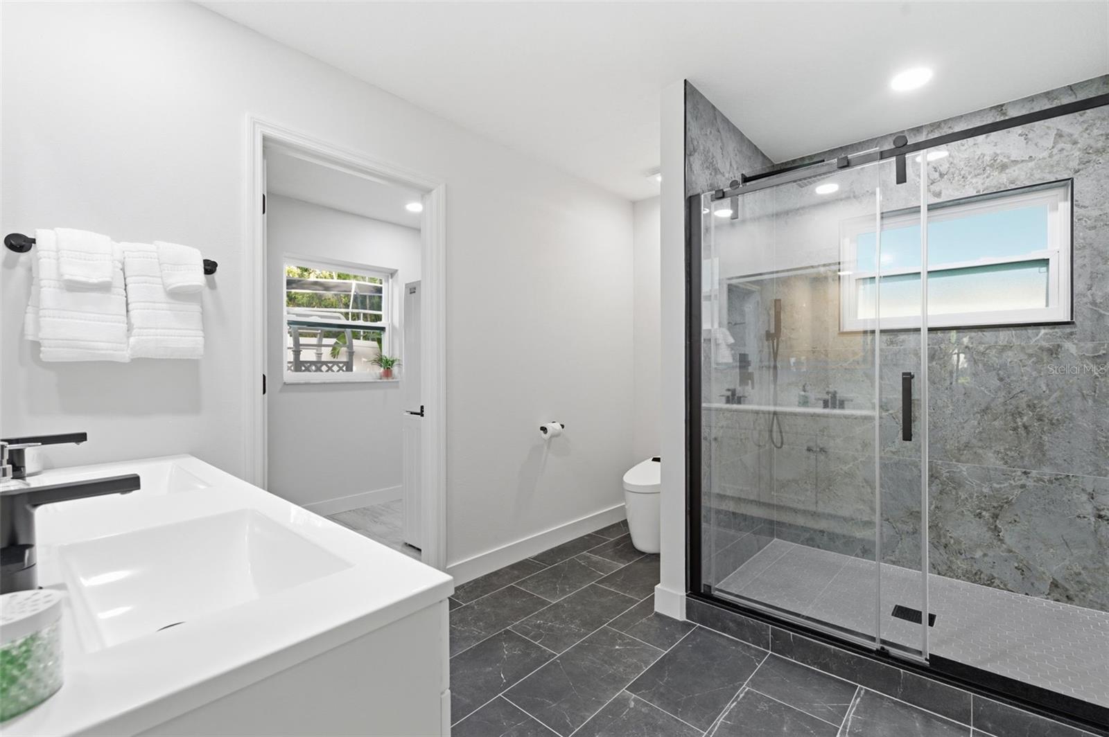 3084 SPIREA ST, SARASOTA, FL, 34231