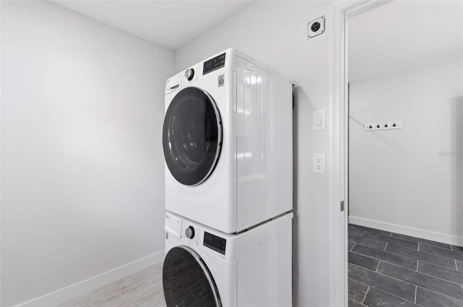 3084 SPIREA ST, SARASOTA, FL, 34231