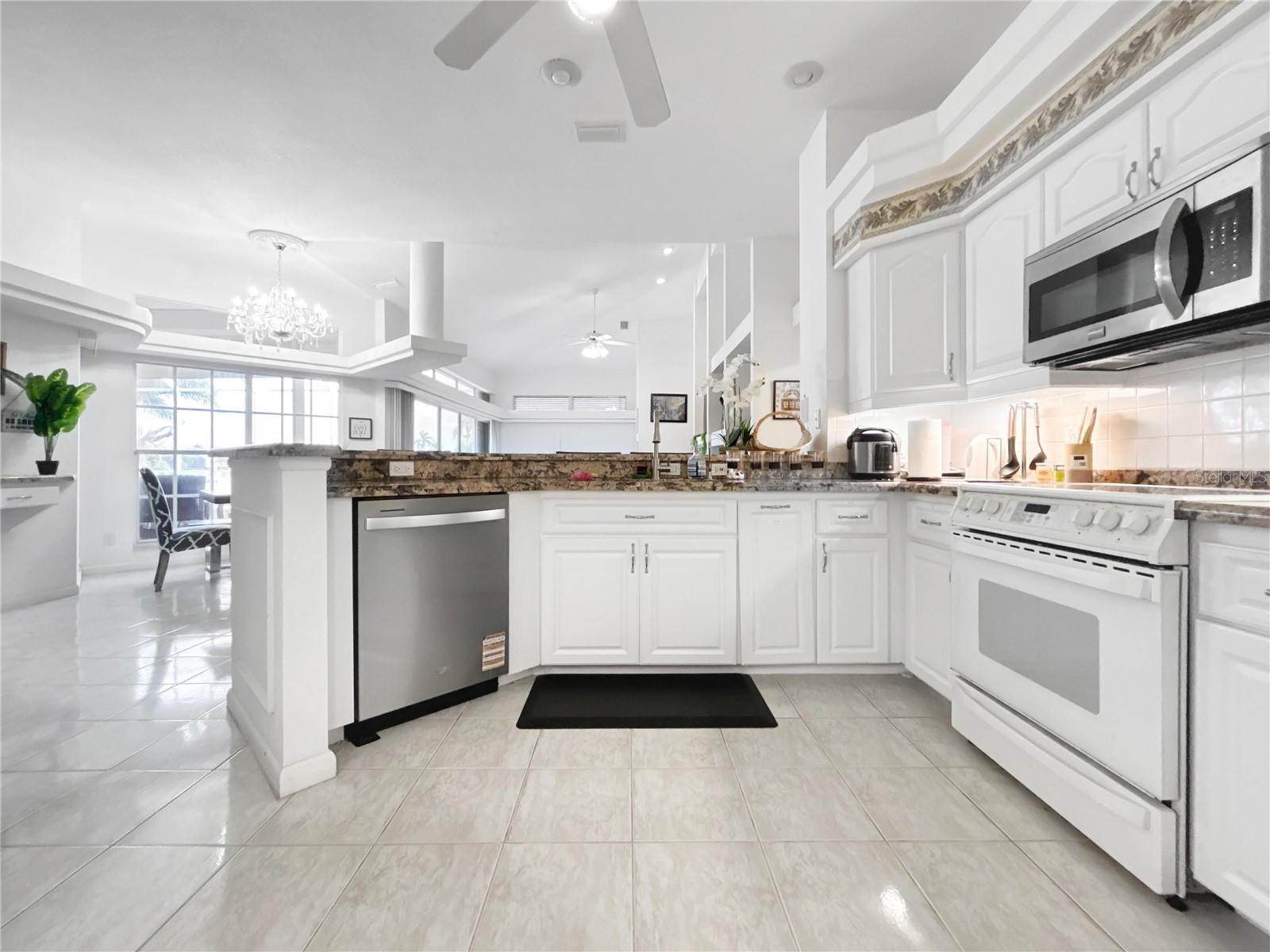 341 SEGOVIA DR, PUNTA GORDA, FL, 33950