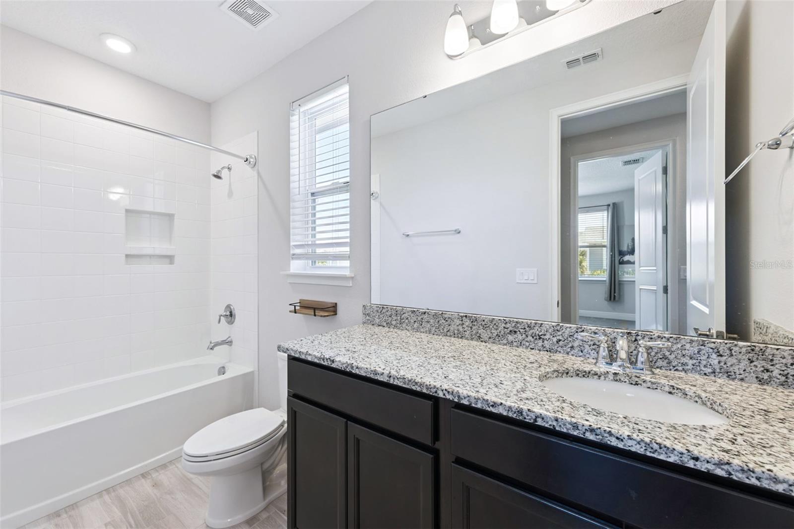 8466 FERINGA ALY, ORLANDO, FL, 32827