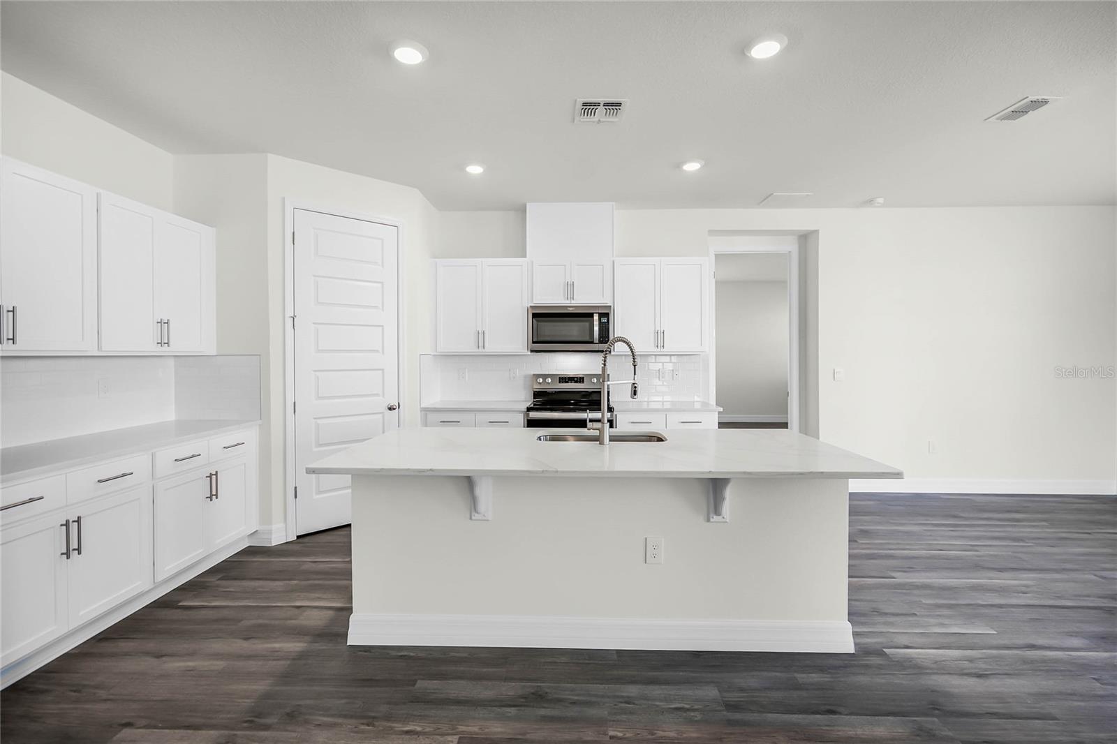 1757 HUMMINGBIRD RD, WINTER HAVEN, FL, 33884