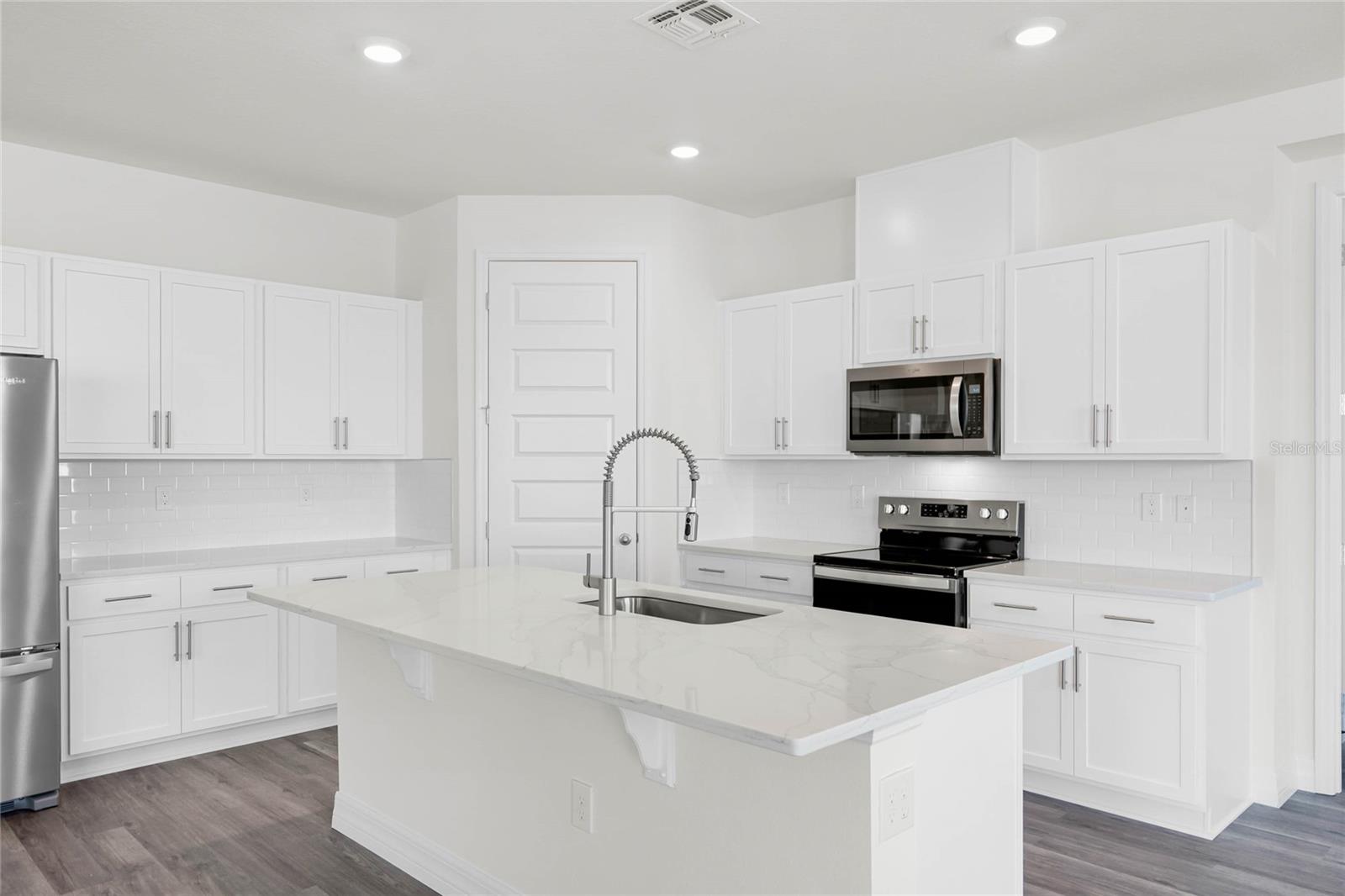 1757 HUMMINGBIRD RD, WINTER HAVEN, FL, 33884