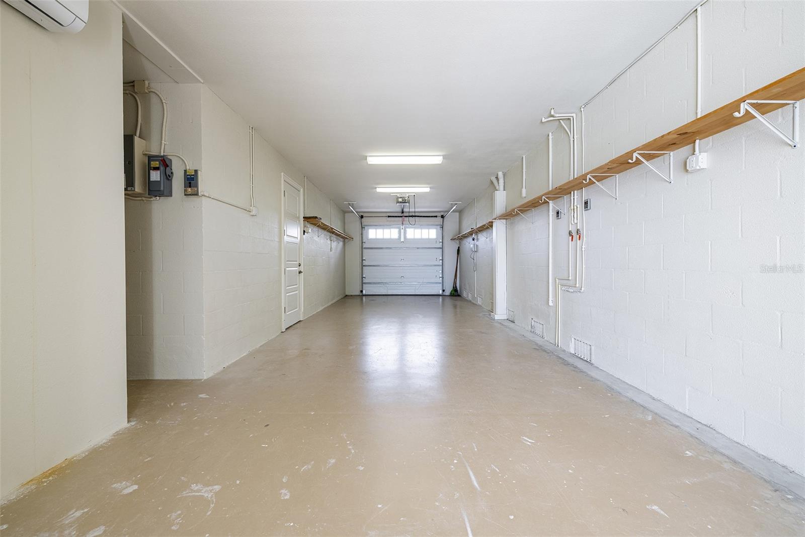 821 BAY POINT DR, MADEIRA BEACH, FL, 33708