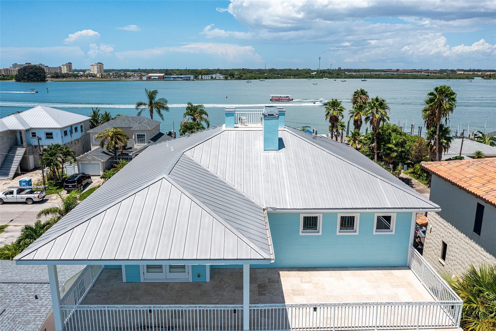 821 BAY POINT DR, MADEIRA BEACH, FL, 33708