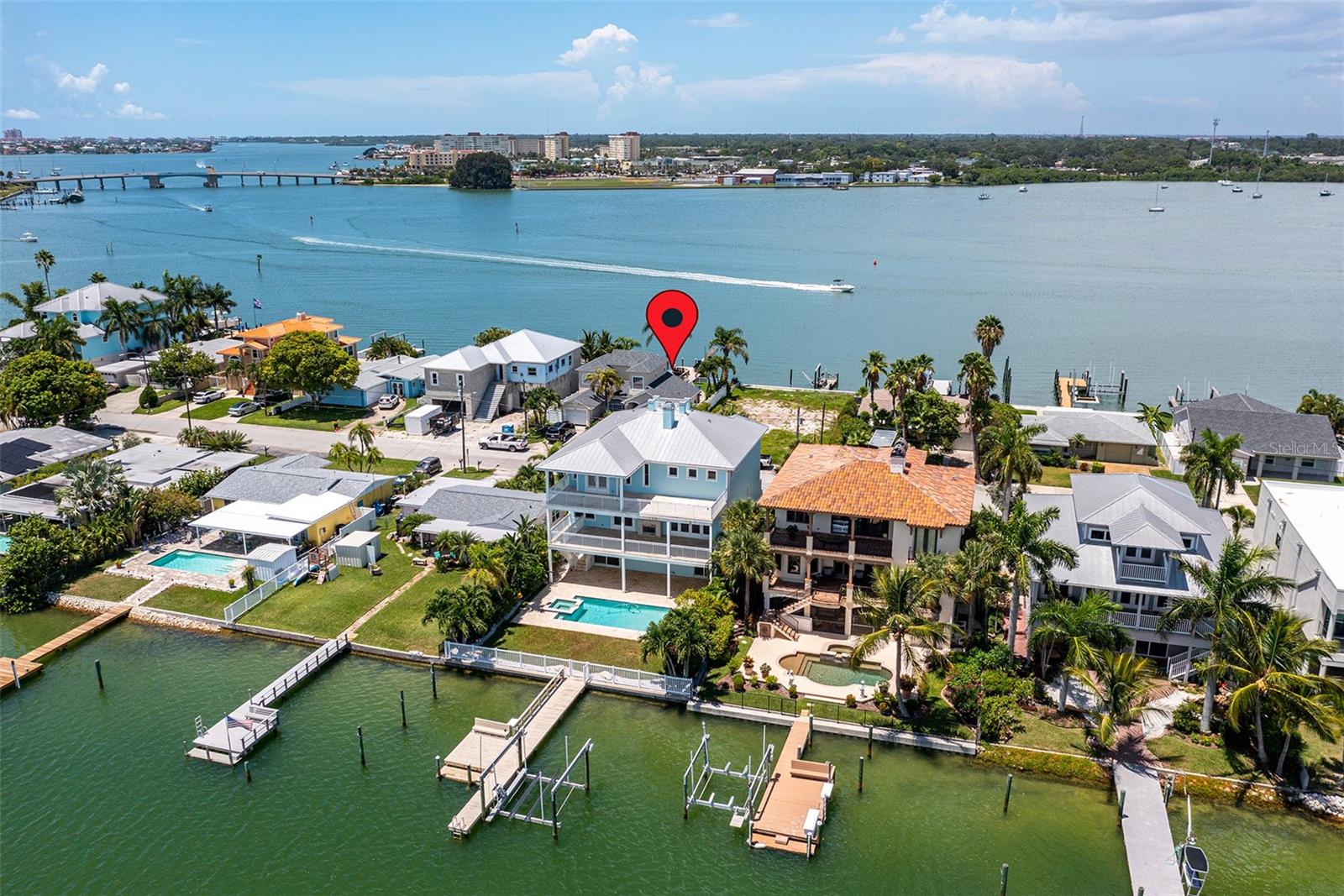 821 BAY POINT DR, MADEIRA BEACH, FL, 33708